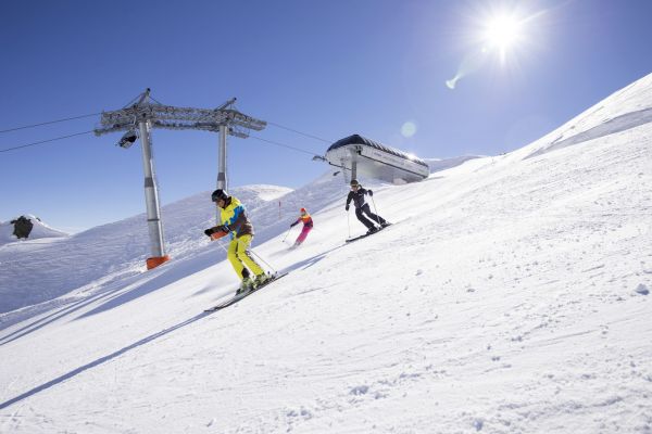 Sciare e sole - la cosa guista per gli adoratori del sole